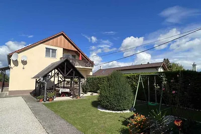 Ferienwohnung mit schönem Garten und