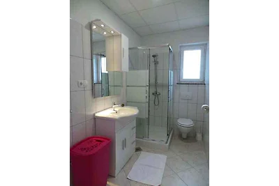 Ferienwohnung mit Pool und Meerblick