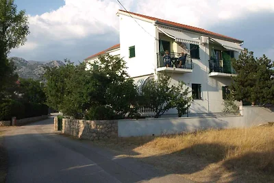 Ferienwohnung mit Terrasse und 2 Bäder