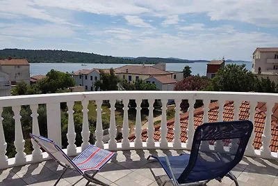 Appartamento Vacanza con famiglia Pirovac