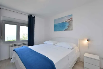 Ferienwohnung mit Terrasse und Klimaanlage