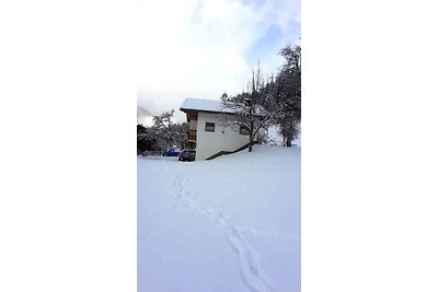 Ferienhaus mit Bergpanorama im Skigebiet