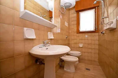 Ferienwohnung mit Balkon und Klimaanlage