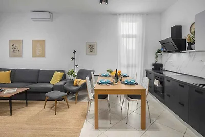 Ferienwohnung mit Terrasse und Klimaanlage