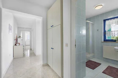 Apartment mit grossem Balkon, zwei Schlafzimm