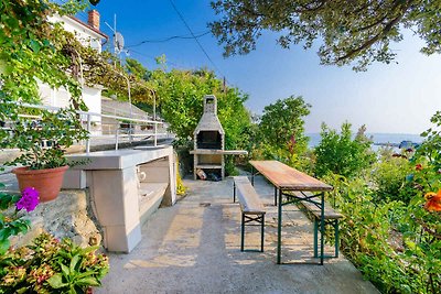 Ferienwohnung mit Balkon und Grill