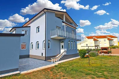 Ferienwohnung mit Garten und Grill