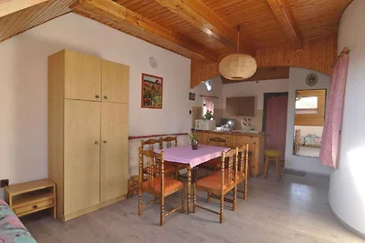 Ferienwohnung mit Terrasse und Grill
