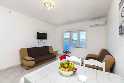 Ferienwohnung am Meer mit Balkon