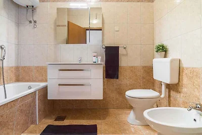 Ferienwohnung mit Balkon und Meerblick