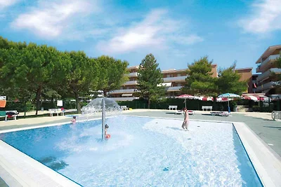 Studio mit Klimaanlage, Balkon und Pool