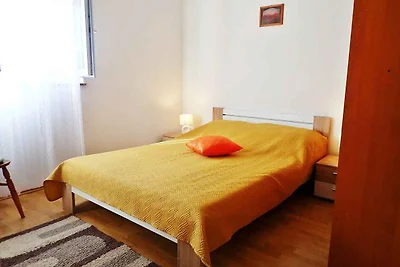 Ferienwohnung mit Klimaanlage und Balkon
