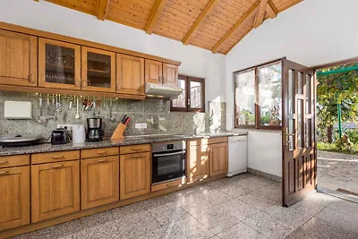 Ferienwohnung mit Grill und Garten