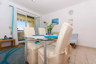 Appartamento Vacanza con famiglia Okrug Gornji