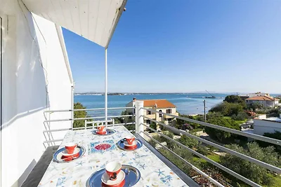 Ferienwohnung mit Balkon und Grill