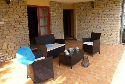 Ferienhaus mit Pool und Ausblick zum Balaton 