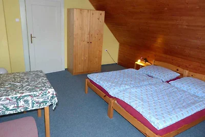 Ferienhaus mit Eckbadewanne im Riesengebirge