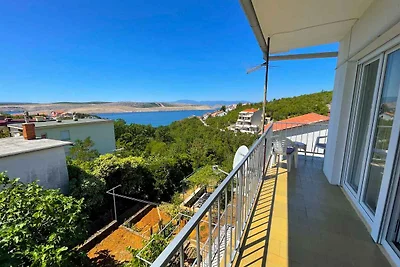 Ferienwohnung mit Balkon und Klimaanlage