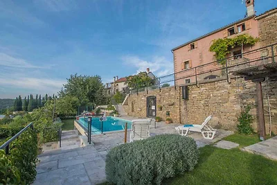 Villa mit Pool für max. 12 Personen