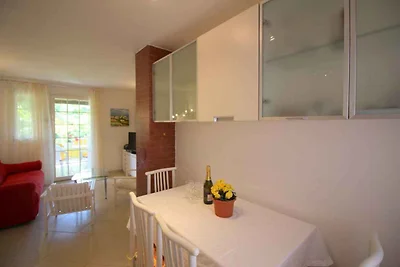 Bungalow mit schönem Garten und Klimaanlage