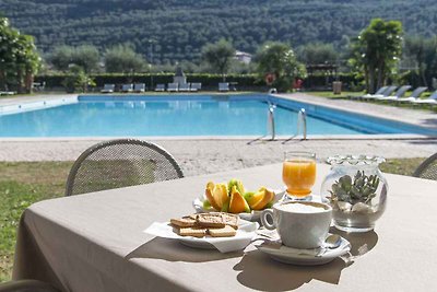 Ferienwohnung mit Balkon und Pool