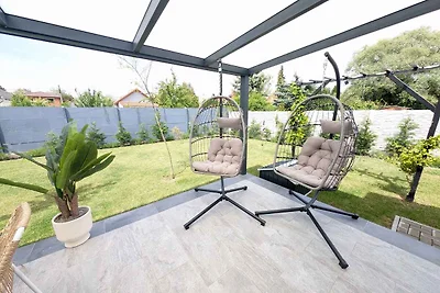 Ferienhaus in ruhiger Lage mit grosser Terras