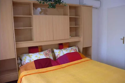 Ferienwohnung mit 4 Bäder, nur 100 m vom