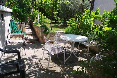 Ferienhaus mit gemütlicher Terrasse gleich in