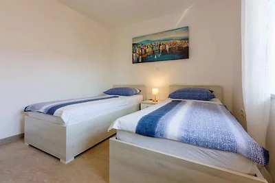 Ferienwohnung mit Terrasse und Klimaanlage