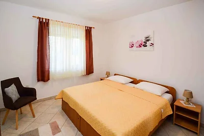 Ferienwohnung mit Terrasse und Klimaanlage