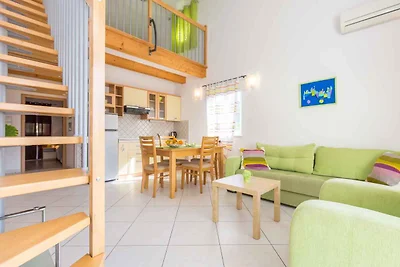 Ferienwohnung mit Balkon und Klimaanlage