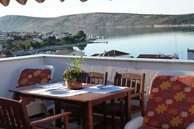 Ferienwohnung mit grosser Terrasse und
