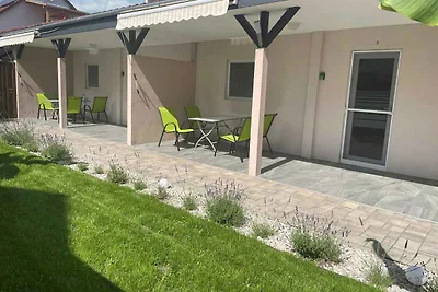 Studio in Wassernähe mit Klimaanlage, WLAN un