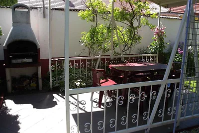 Studio in einer ruhigen Strasse in