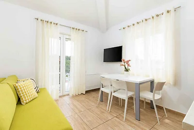 Ferienwohnung mit einem Schlafzimmer und Balk