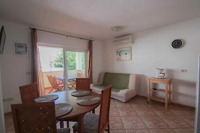 Ferienwohnung 50 m zum Strand