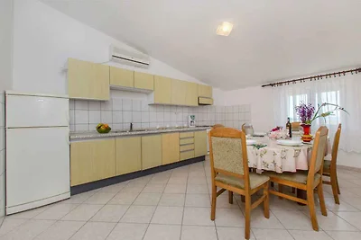 Ferienwohnung mit Klimaanlage und Meerblick