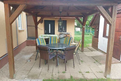 Ferienhaus für 6 Personen mit grossem Pool