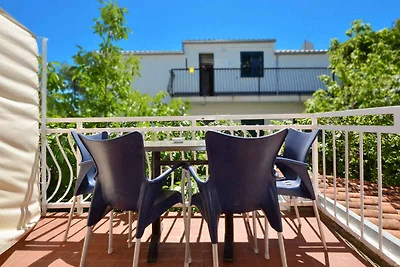 Ferienwohnung mit Klimaanlage, Balkon und Mee