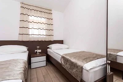 Ferienwohnung mit einen Balkon und Meerblick