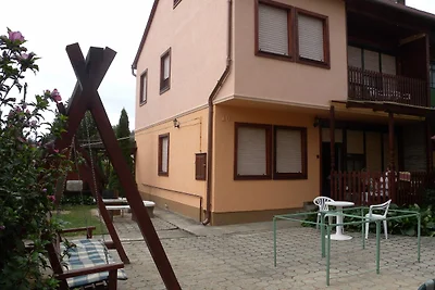 Ferienhaus in Strandnähe und mit Garten