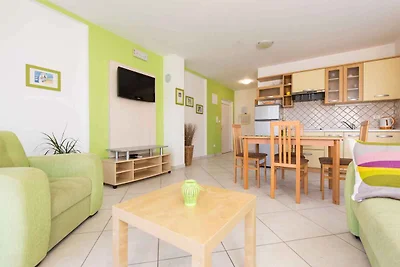 Ferienwohnung mit Balkon und Klimaanlage