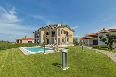 FerienHaus mit Klimaanlage und Aussenpool
