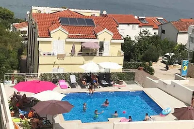 Appartamento Vacanza con famiglia Okrug Gornji