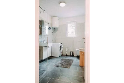 Ferienwohnung mit Meerblick und Pool