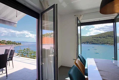 Ferienwohnung 100 m vom Strand mit Meerblick