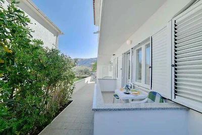 Ferienwohnung modern eingerichtet, 300 m zur