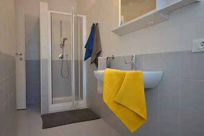 Ferienwohnung mit Balkon und Klimaanlage