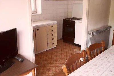 Ferienhaus mit Terrasse und Grill