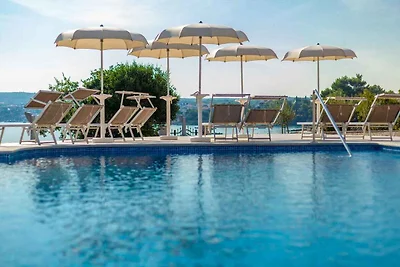 Ferienwohnung mit Klimaanlage und Pool